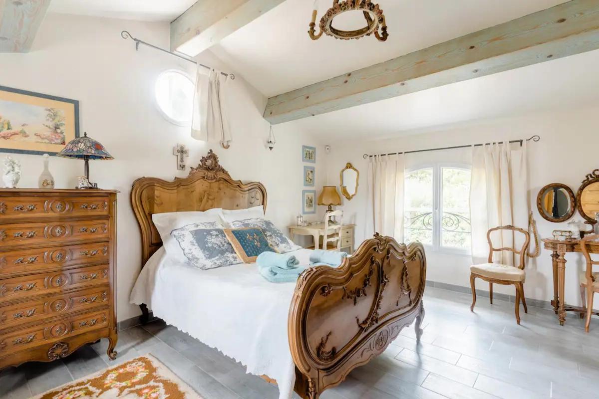 Bed and Breakfast Agreable Chambre D'Hotes Avec Piscine à Le Beausset Extérieur photo