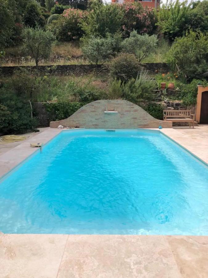 Bed and Breakfast Agreable Chambre D'Hotes Avec Piscine à Le Beausset Extérieur photo